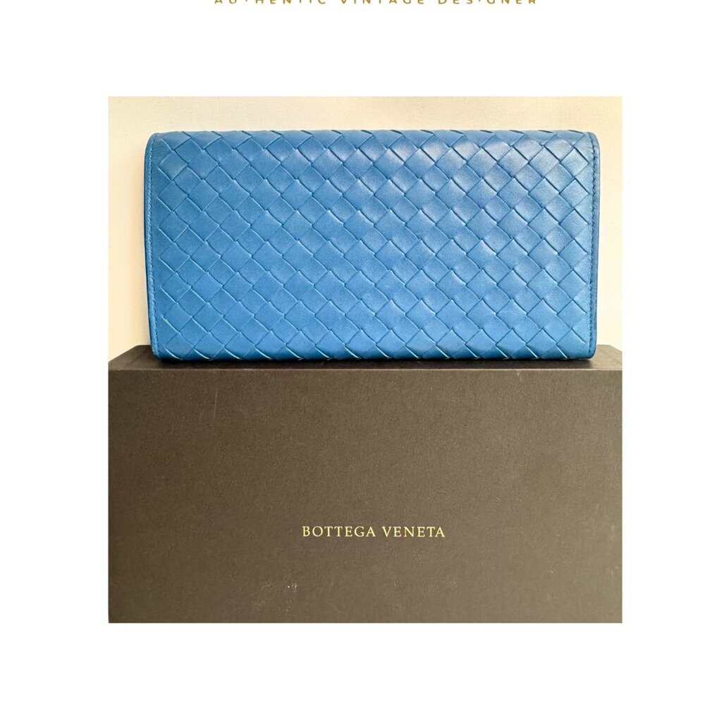 Bottega Veneta Intrecciato Leather Wallet  Blue Color